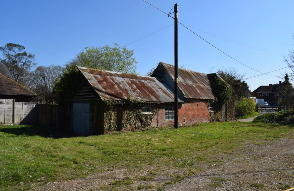 Flowers Lane, Plaitford, Romsey, Hampshire, SO51 - Charters