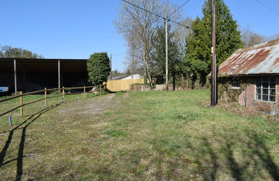 Flowers Lane, Plaitford, Romsey, Hampshire, SO51 - Charters