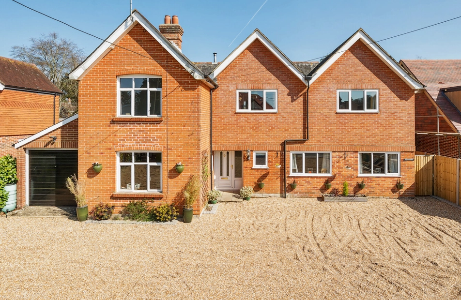 Danes Road, Awbridge, Romsey, Hampshire, SO51 - Charters