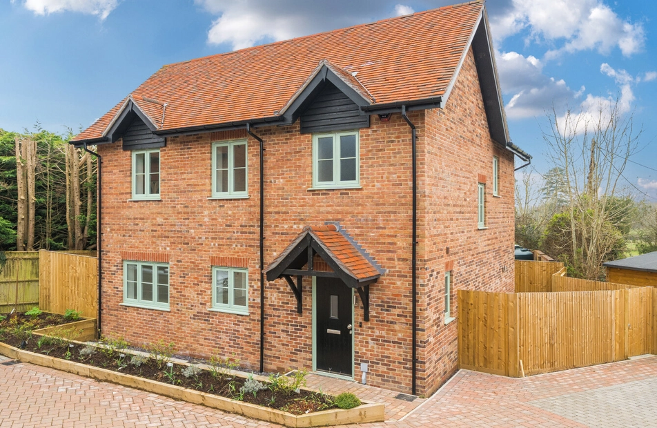 Embley Lane, East Wellow, Romsey, Hampshire, SO51 - Charters