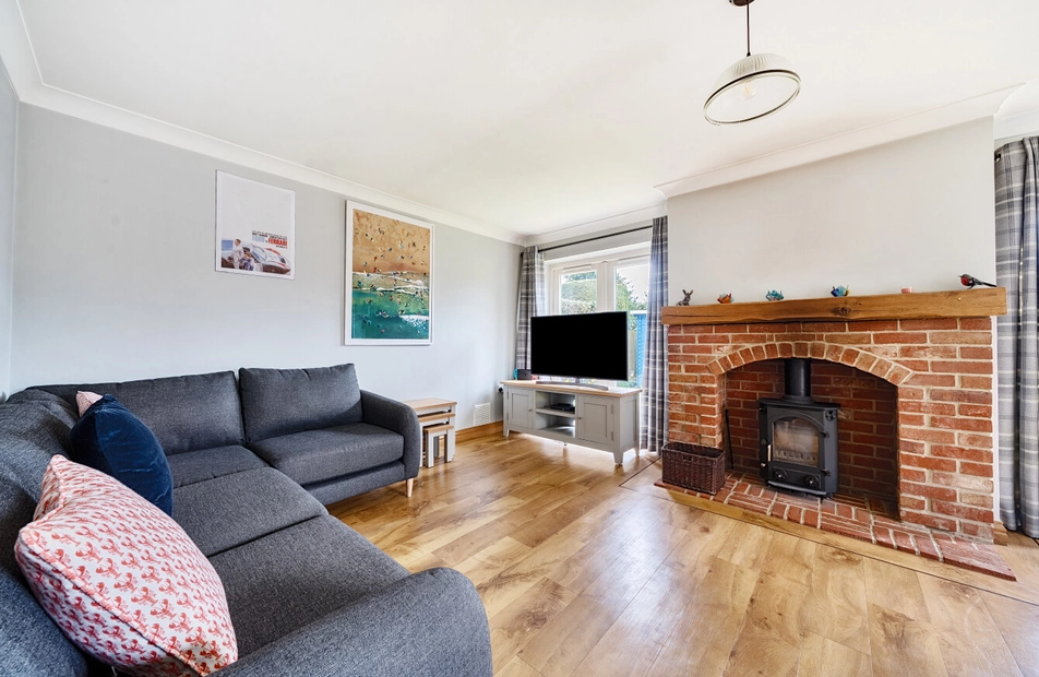 South Lane, Nomansland, Salisbury, SP5 - Charters