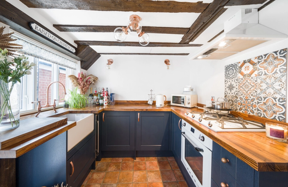 The Hundred, Romsey, Hampshire, SO51 - Charters