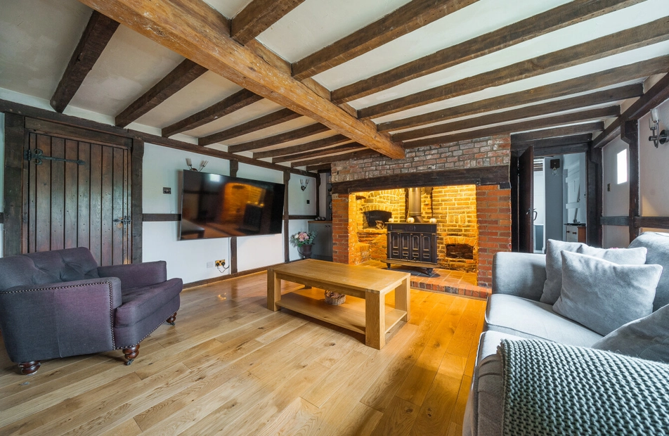 Romsey Road, Whiteparish, Salisbury, Wiltshire, SP5 - Charters