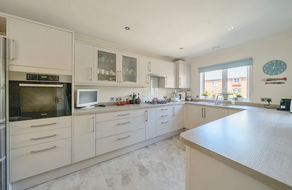 Lode Hill, Downton, Salisbury, Wiltshire, SP5 - Charters