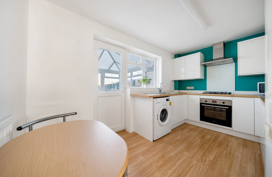 Hoe Lane, North Baddesley, Southampton, Hampshire, SO52 - Charters