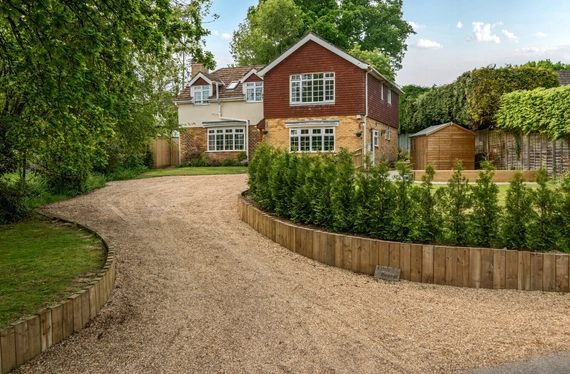 Braishfield Road, Braishfield, Romsey, Hampshire, SO51 - Charters