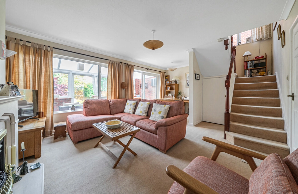 Halterworth Close, Romsey, Hampshire, SO51 - Charters
