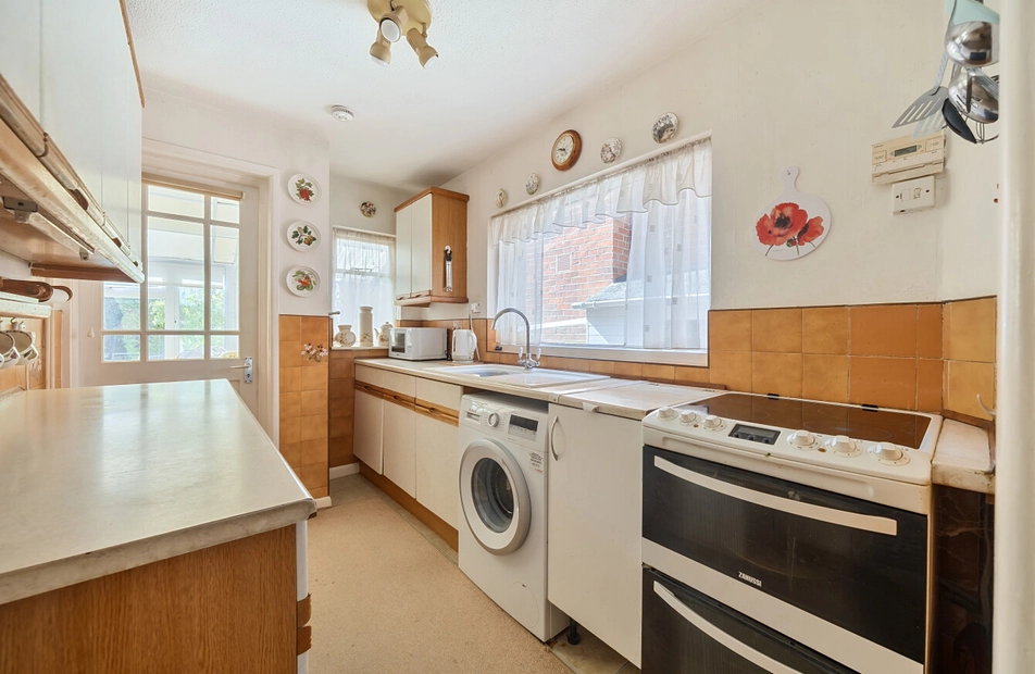 Testwood Lane, Totton, Southampton, Hampshire, SO40 - Charters