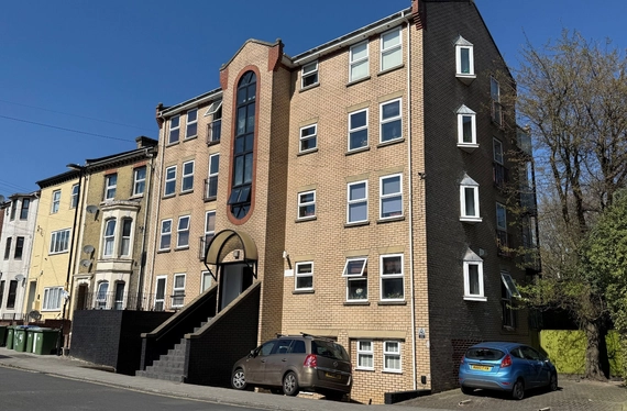 Bellevue Road, Southampton, Hampshire, SO15 - Charters