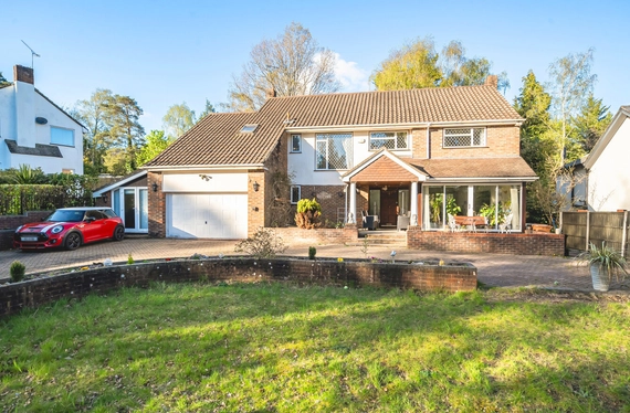 Pine Walk, Chilworth, Southampton, Hampshire, SO16 - Charters