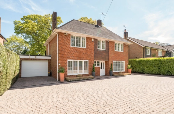 Bassett Wood Drive, Bassett, Southampton, Hampshire, SO16 - Charters