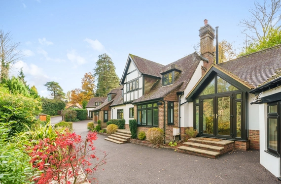 Copse Lane, Chilworth, Southampton, Hampshire, SO16 - Charters