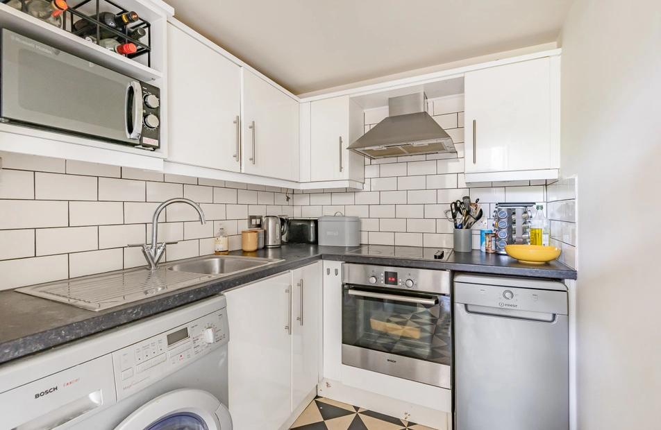 Andersons Road, Southampton, Hampshire, SO14 - Charters