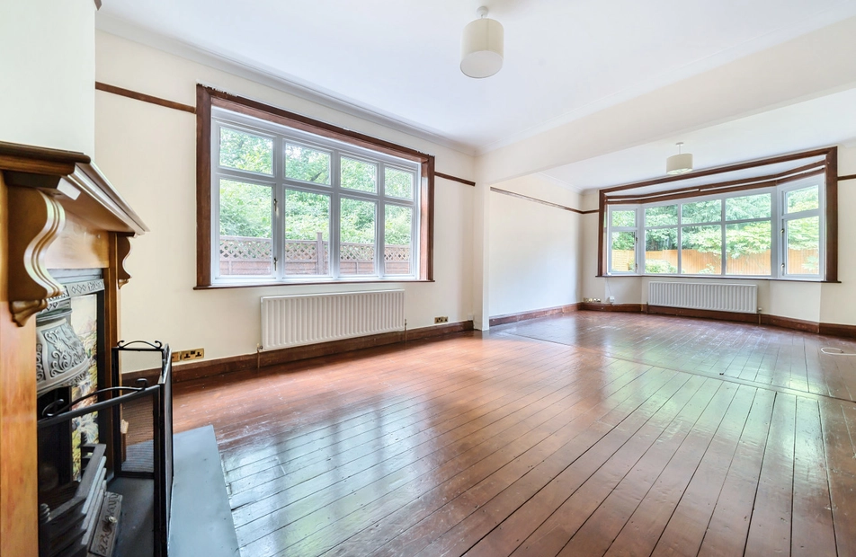 Burgess Road, Bassett, Southampton, Hampshire, SO16 - Charters