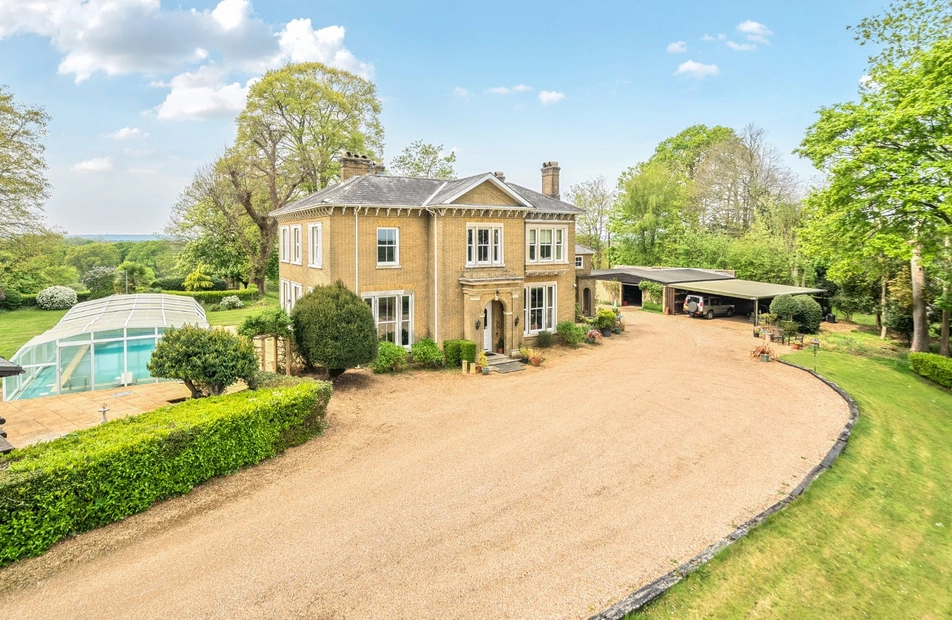 Quob Lane, West End, Southampton, Hampshire, SO30 - Charters