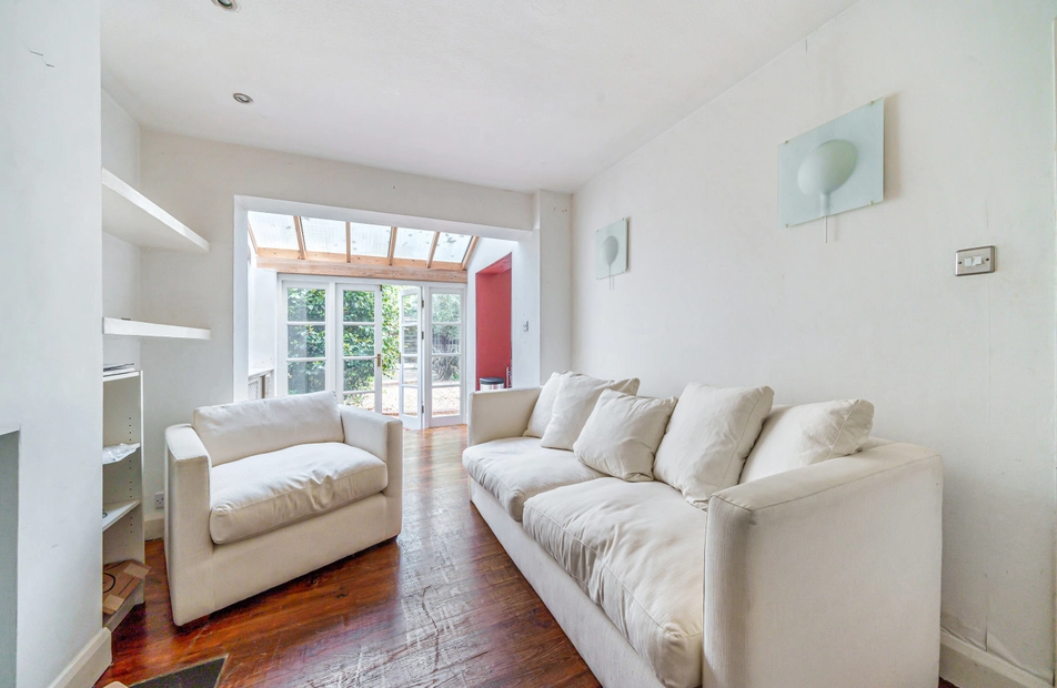 Violet Road, Bassett, Southampton, Hampshire, SO16 - Charters