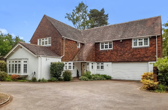 Chilworth Road, Chilworth, Southampton, Hampshire, SO16 - Charters