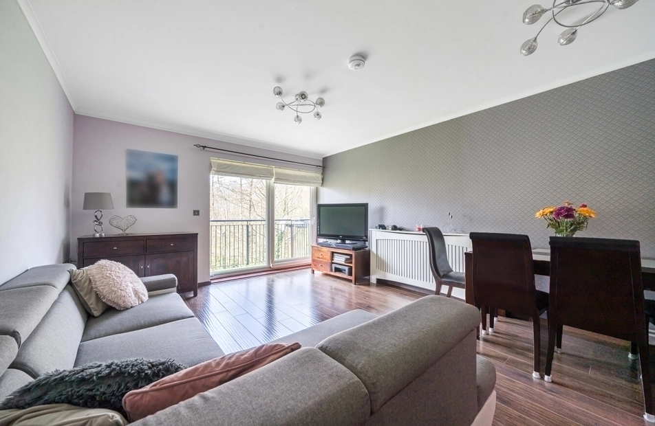 Seacole Gardens, Shirley, Southampton, Hampshire, SO16 - Charters