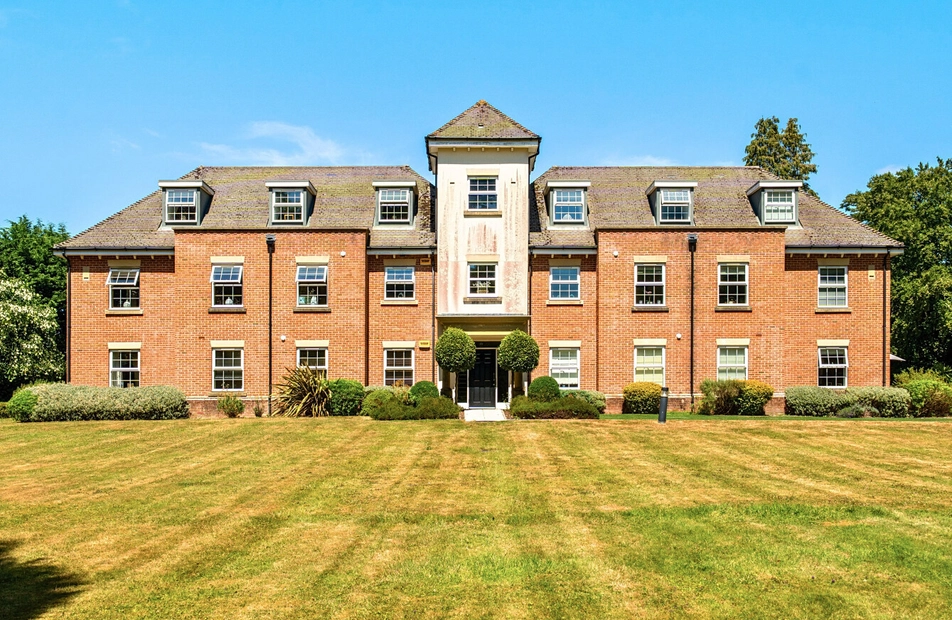 Chilworth Drove, Chilworth, Southampton, Hampshire, SO16 - Charters