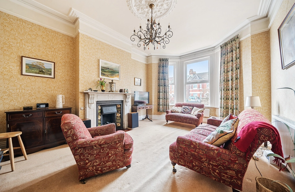 Atherley Road, Shirley, Southampton, Hampshire, SO15 - Charters