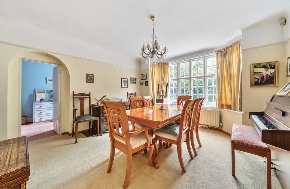 Glen Eyre Road, Bassett, Southampton, Hampshire, SO16 - Charters