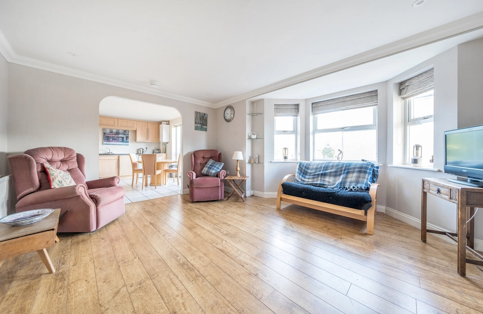 Marshall Square, Banister Park, Southampton, Hampshire, SO15 - Charters