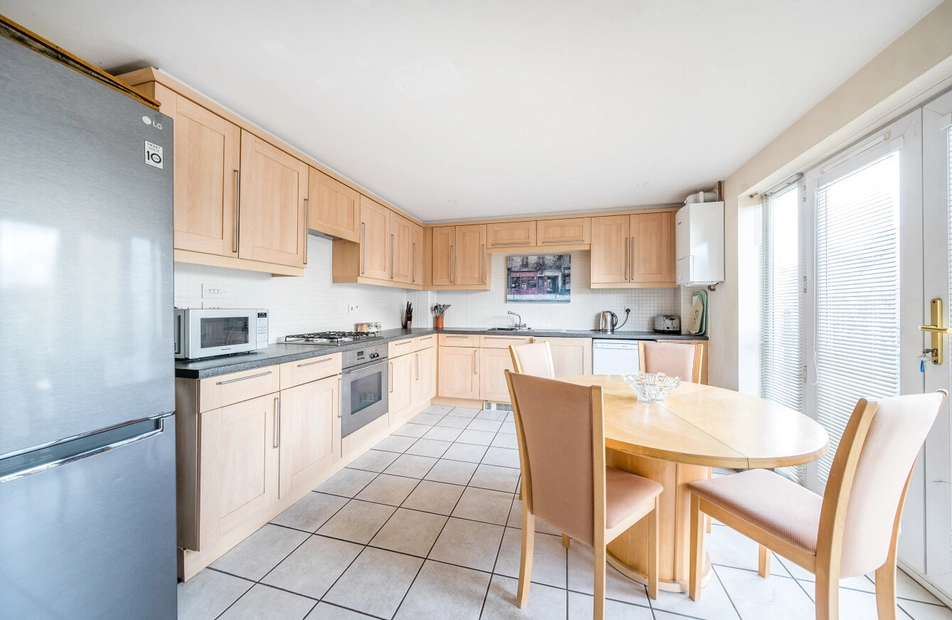 Marshall Square, Banister Park, Southampton, Hampshire, SO15 - Charters