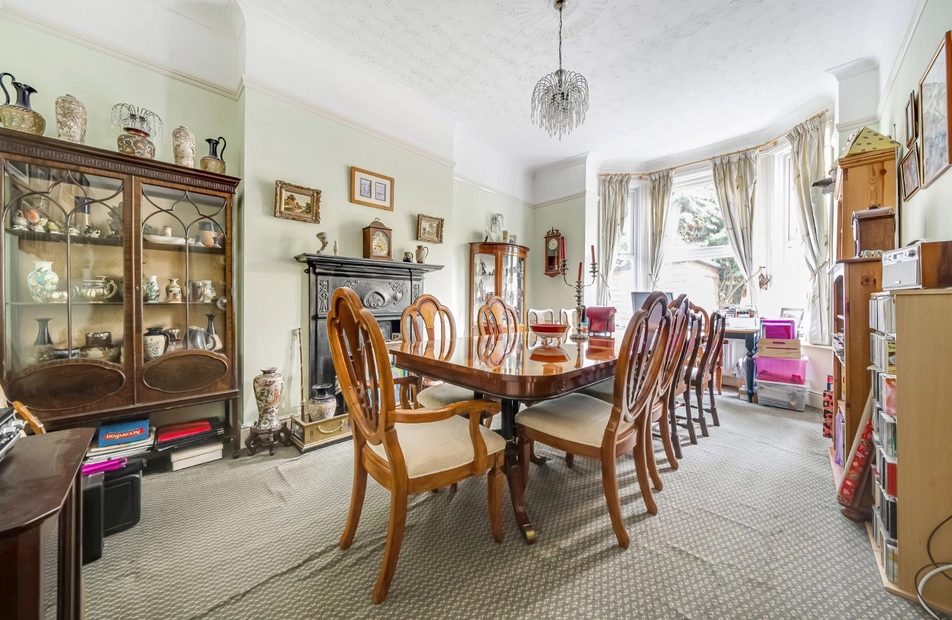 Cavendish Grove, Southampton, Hampshire, SO17 - Charters