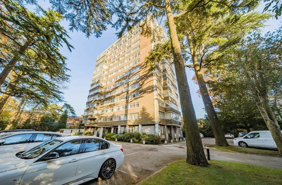 Bassett Avenue, Bassett, Southampton, Hampshire, SO16 - Charters