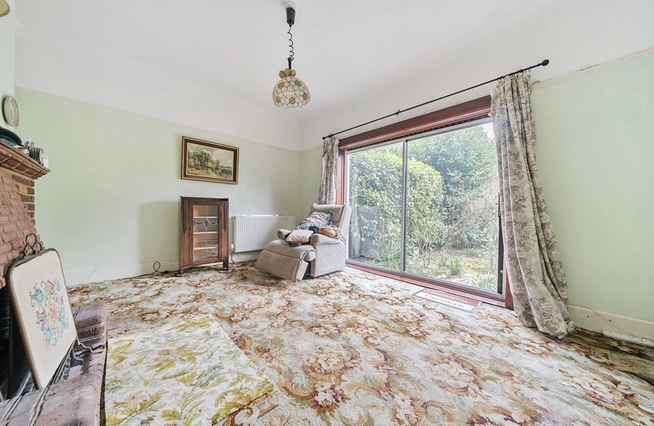 Evelyn Crescent, Upper Shirley, Southampton, Hampshire, SO15 - Charters
