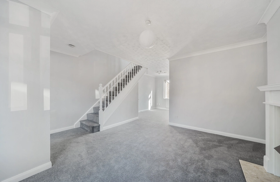 Torridge Gardens, West End, Southampton, Hampshire, SO18 - Charters