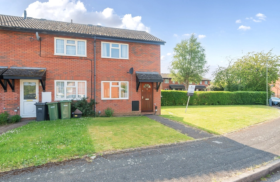 Harbourne Gardens, West End, Southampton, Hampshire, SO18 - Charters