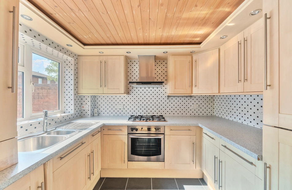 Harbourne Gardens, West End, Southampton, Hampshire, SO18 - Charters