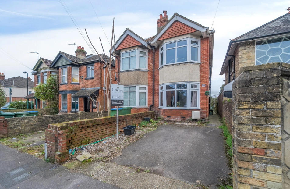 Anglesea Road, Shirley, Southampton, Hampshire, SO15 - Charters