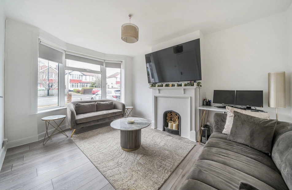 Regents Park Road, Regents Park, Southampton, Hampshire, SO15 - Charters