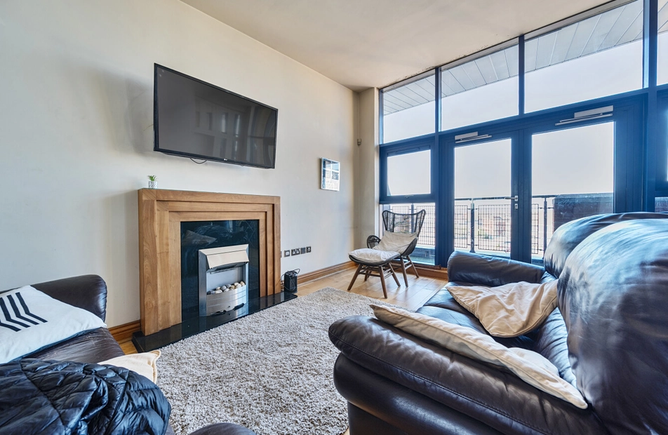 Canute Road, Southampton, Hampshire, SO14 - Charters