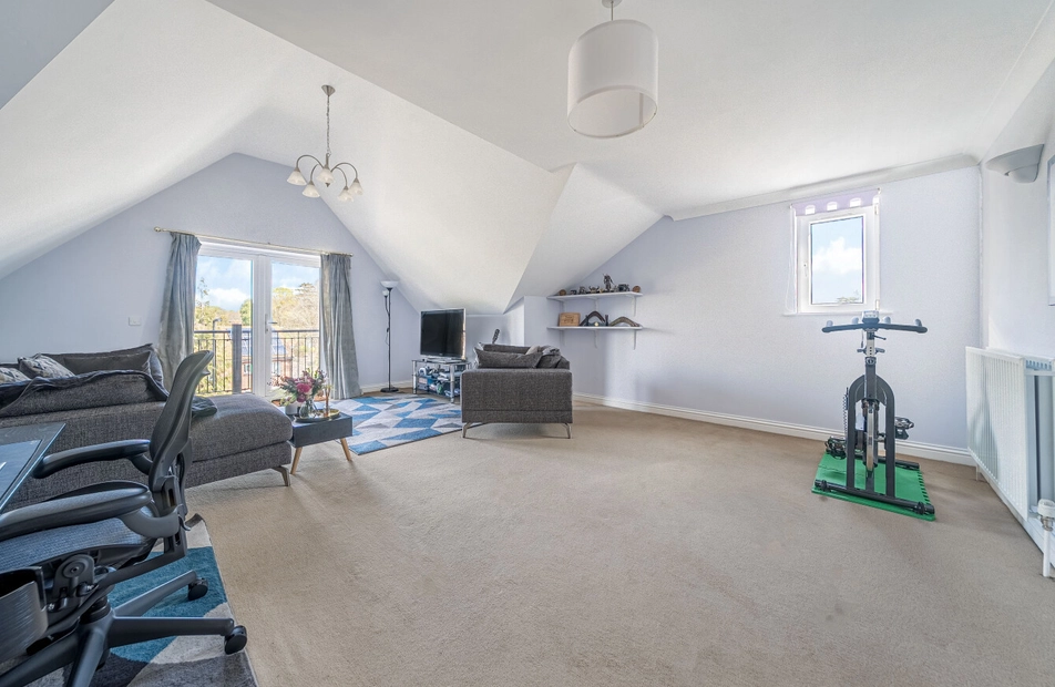 Archers Road, Banister Park, Southampton, Hampshire, SO15 - Charters