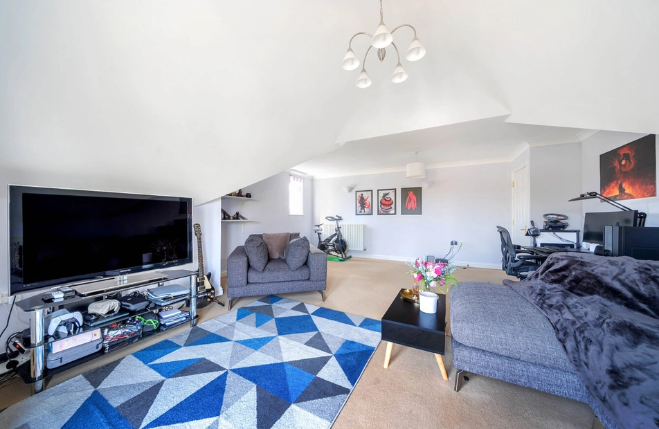Archers Road, Banister Park, Southampton, Hampshire, SO15 - Charters