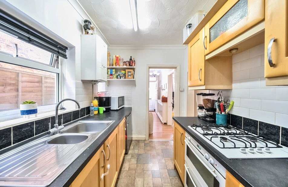 Percy Road, Regents Park, Southampton, Hampshire, SO16 - Charters
