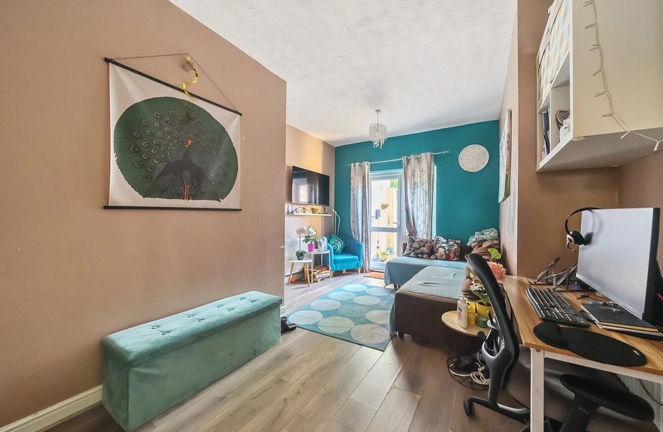 Avenue Road, Outer Avenue, Southampton, Hampshire, SO14 - Charters