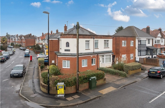 Upper Shirley Avenue, Upper Shirley, Southampton, Hampshire, SO15 - Charters