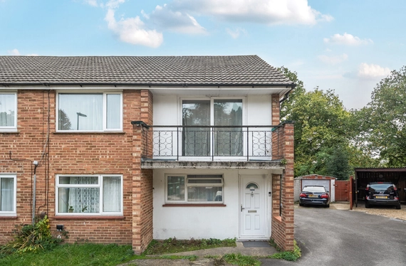 Courtland Gardens, Bassett, Southampton, Hampshire, SO16 - Charters