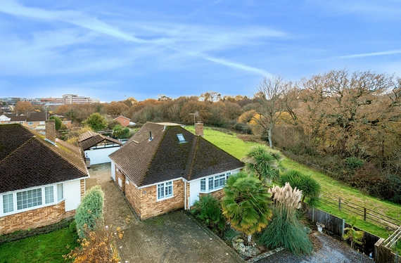 Springford Close, Lordswood, Southampton, Hampshire, SO16 - Charters