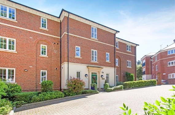 Braemore Court, Marnhull Rise, Winchester, Hampshire, SO22 - Charters
