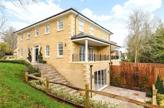 Chilbolton Avenue, Winchester, Hampshire, SO22 - Charters