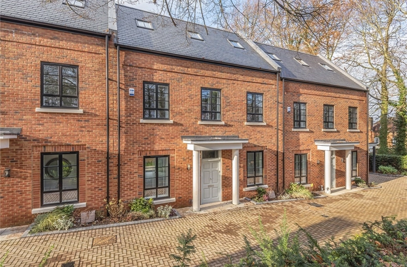 Chilbolton Avenue, Winchester, Hampshire, SO22 - Charters