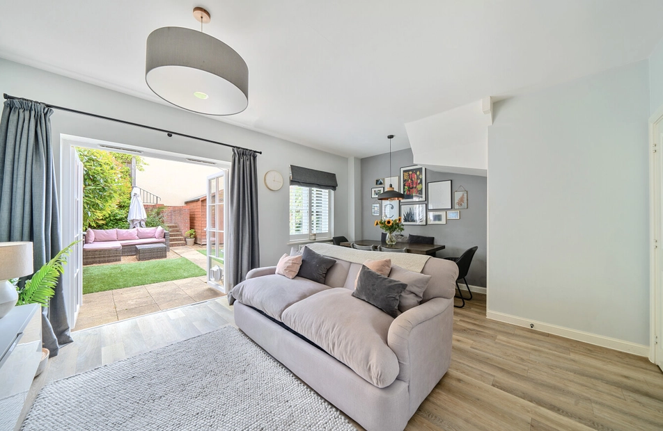 Pitt Road, Winchester, Hampshire, SO22 - Charters