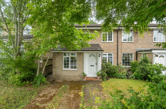 Green Park Close, Winchester, Hampshire, SO23 - Charters