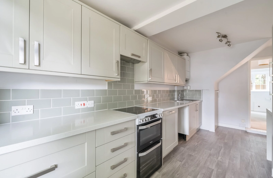 Green Park Close, Winchester, Hampshire, SO23 - Charters