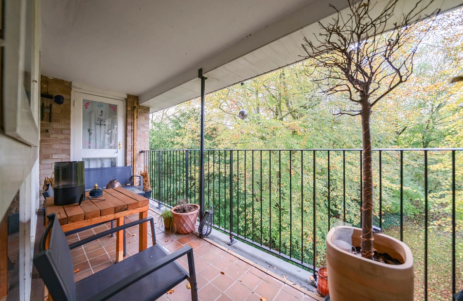 Northlands Drive, Winchester, Hampshire, SO23 - Charters